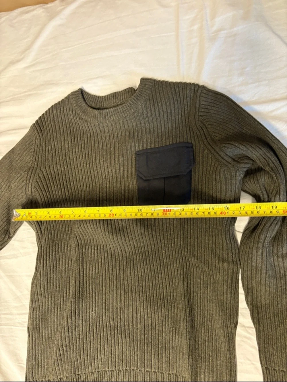 Porter + Ash Pocket Sweater Green Small - Picture 3 of 5